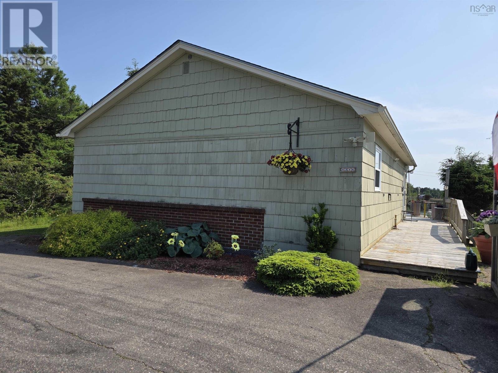 8316 4 Highway Property Photo 10