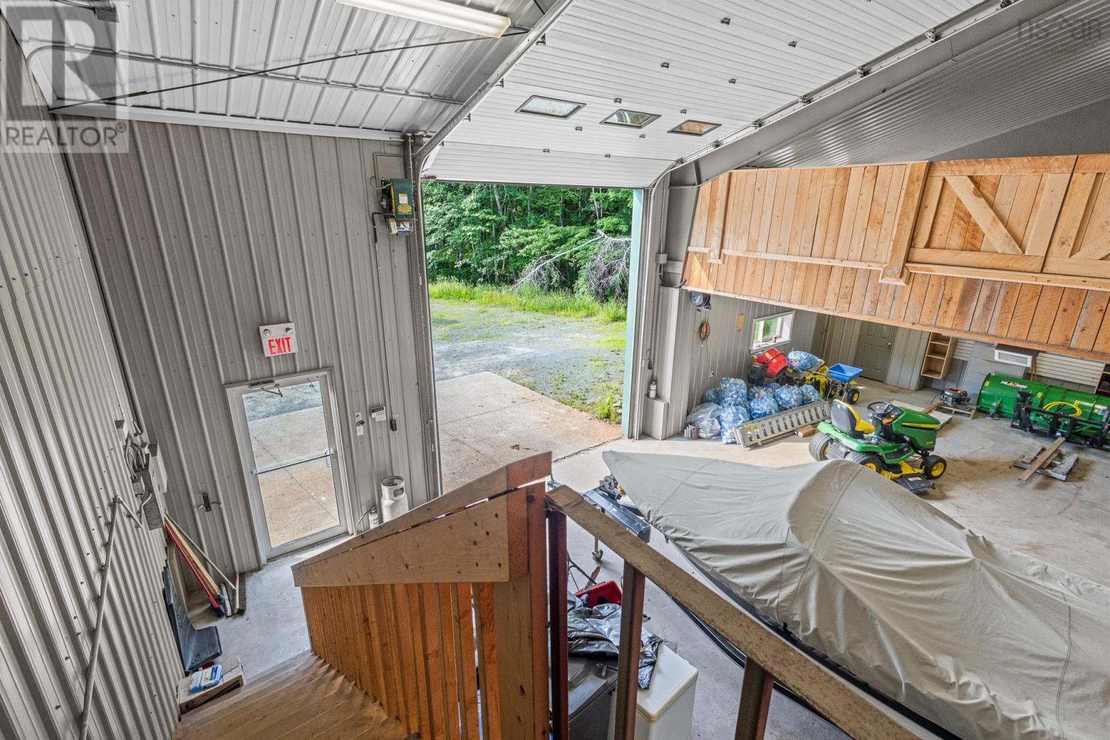 2447 Highway 2 Property Photo 17