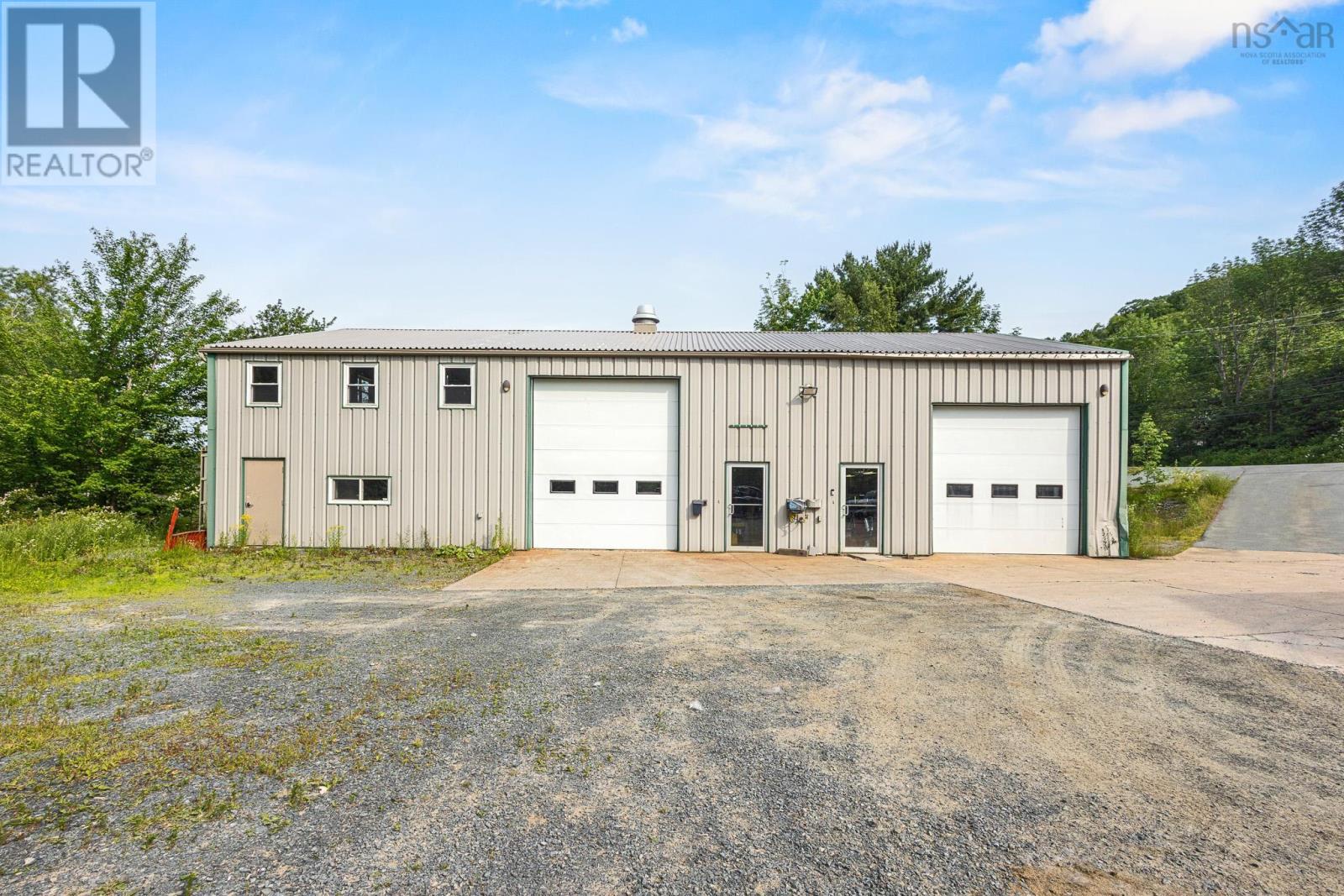 2447 Highway 2 Property Photo 17
