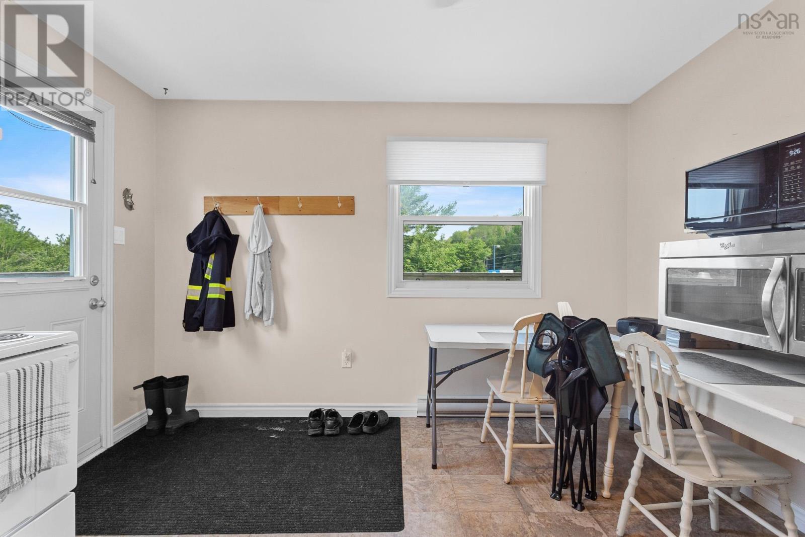 2447 Highway 2 Property Photo 34