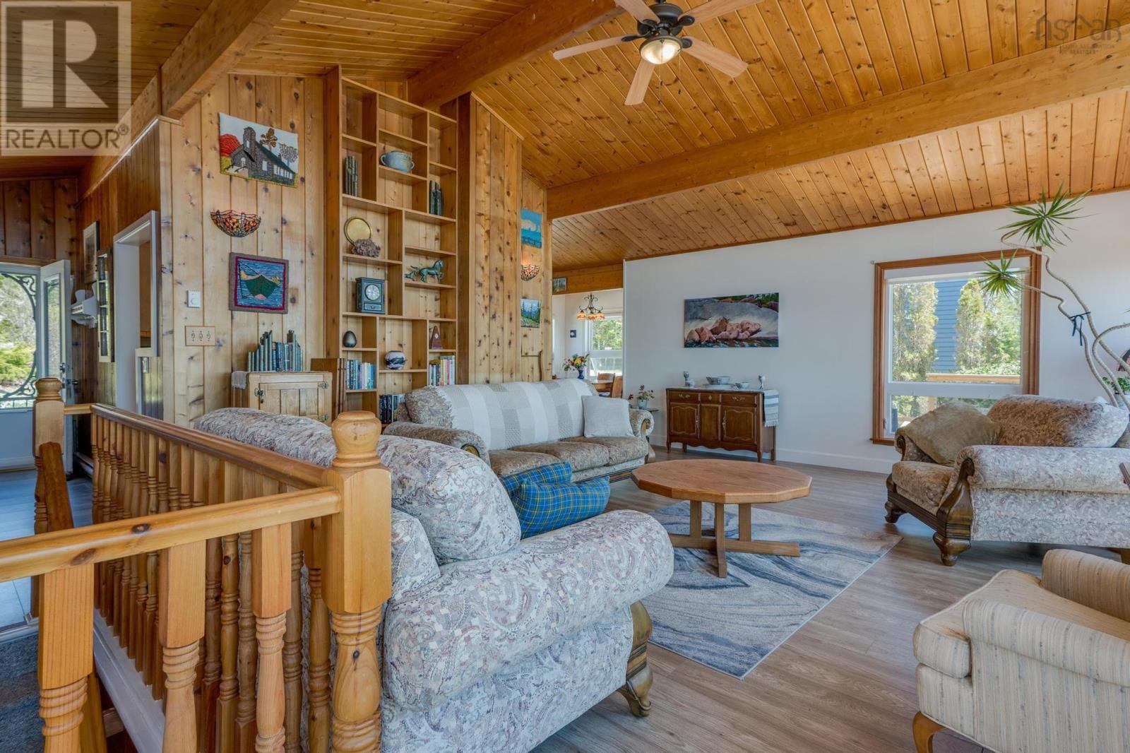 1904 Sandy Point Road Property Photo 15