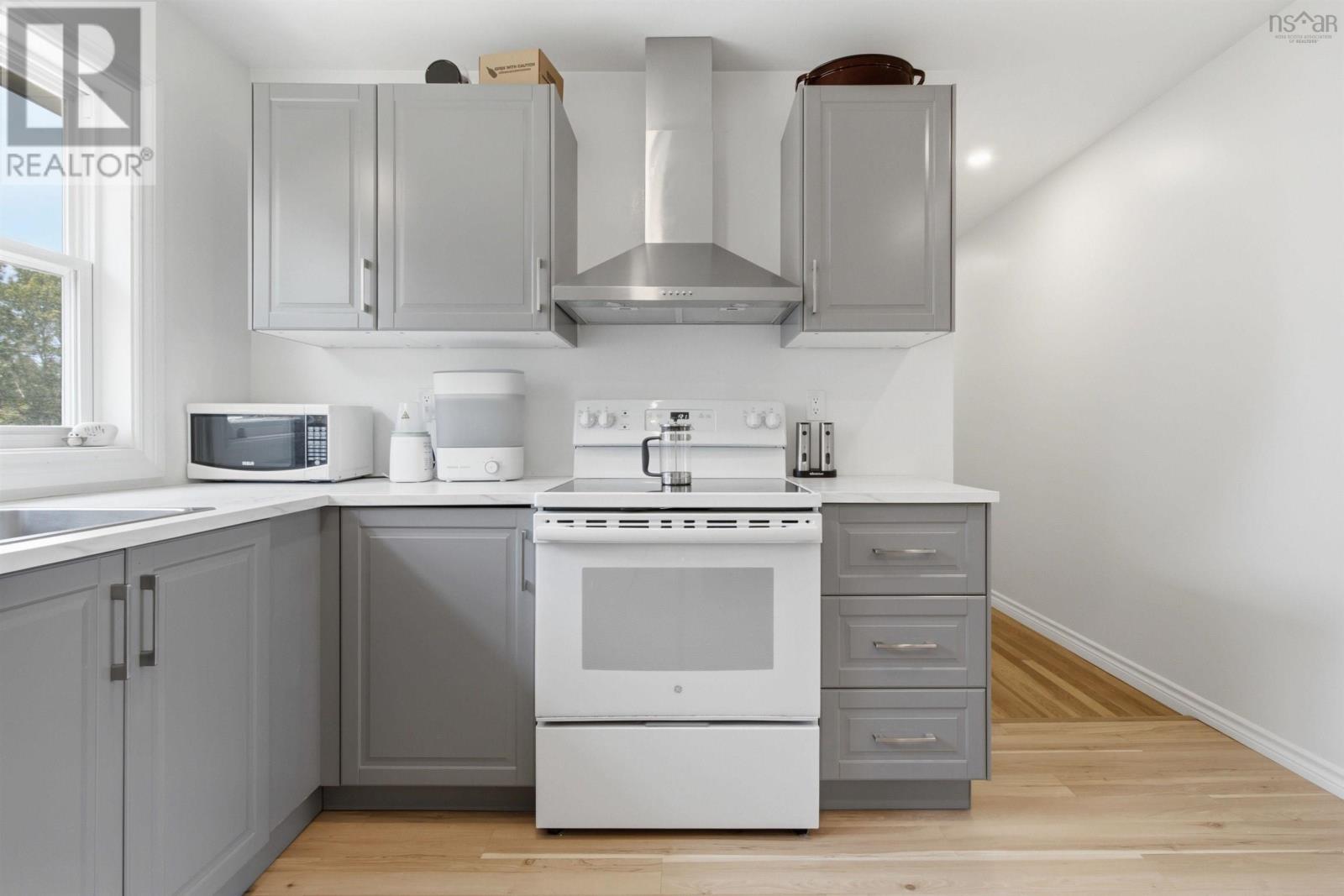 104 Eisener Street Property Photo 11