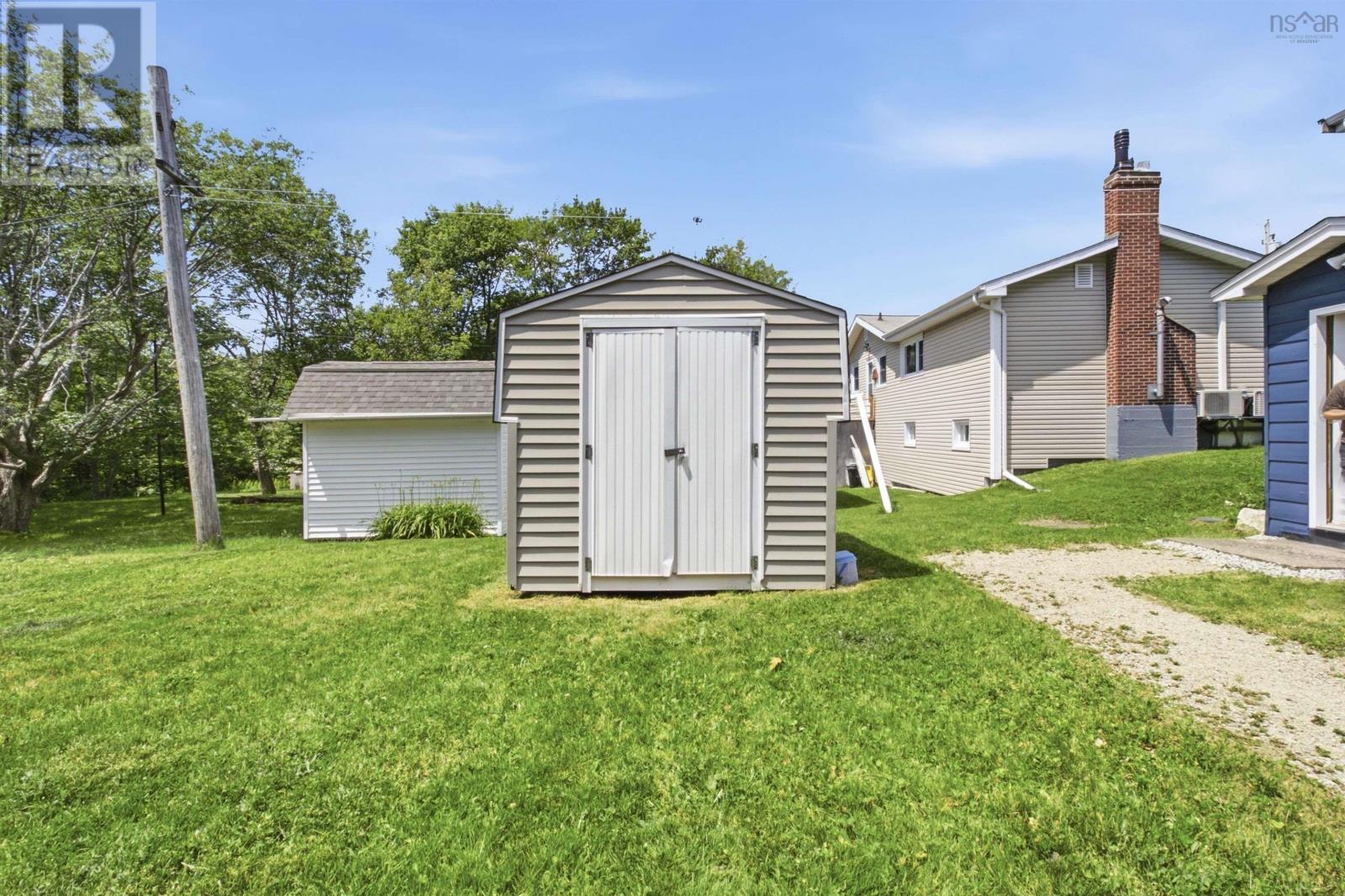 104 Eisener Street Property Photo 43