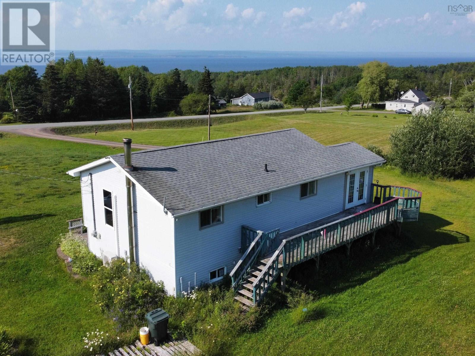 1478 Highway 215 Property Photo 4