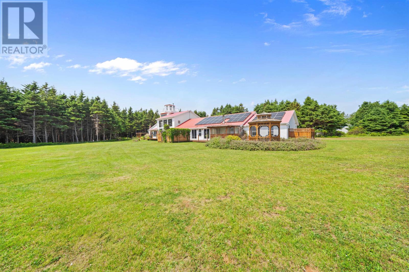 122 Travalot Drive Property Photo 3