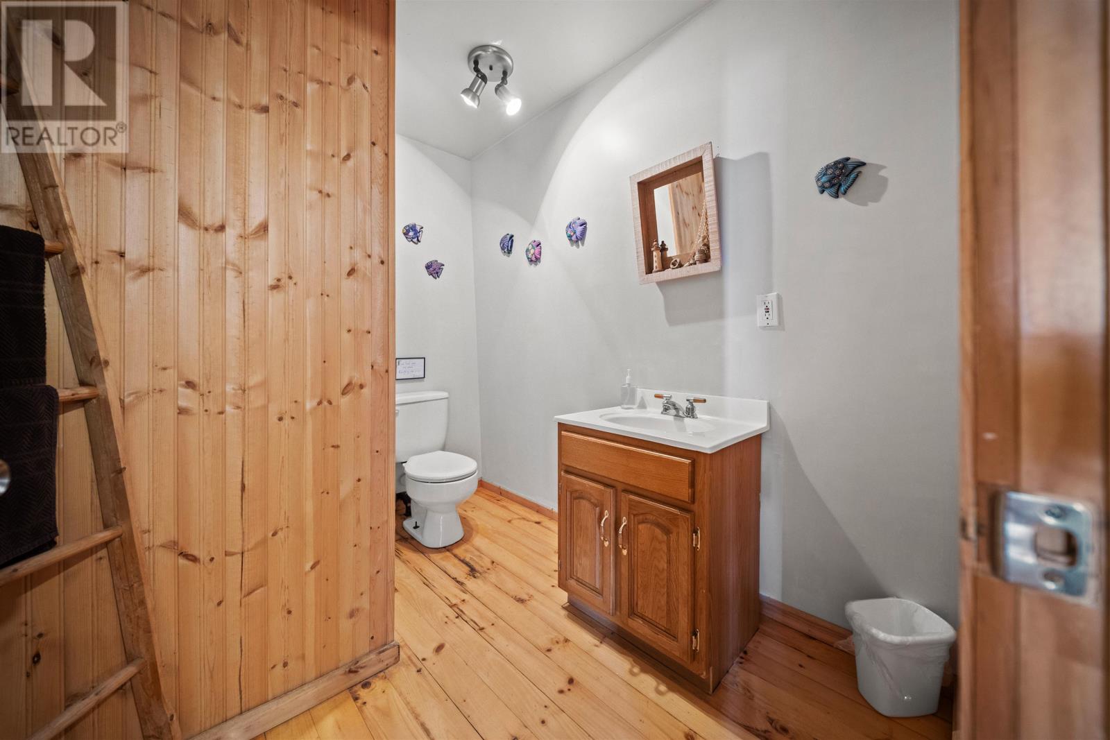 122 Travalot Drive Property Photo 17