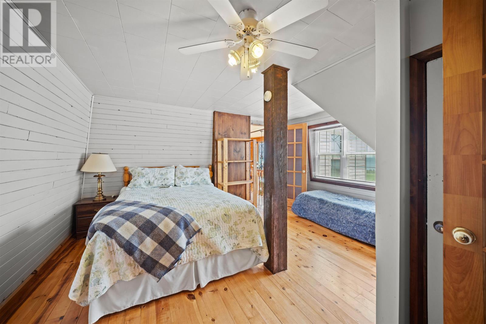 122 Travalot Drive Property Photo 27