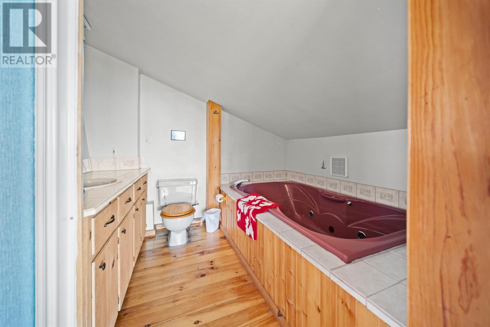 122 Travalot Drive Property Photo 32