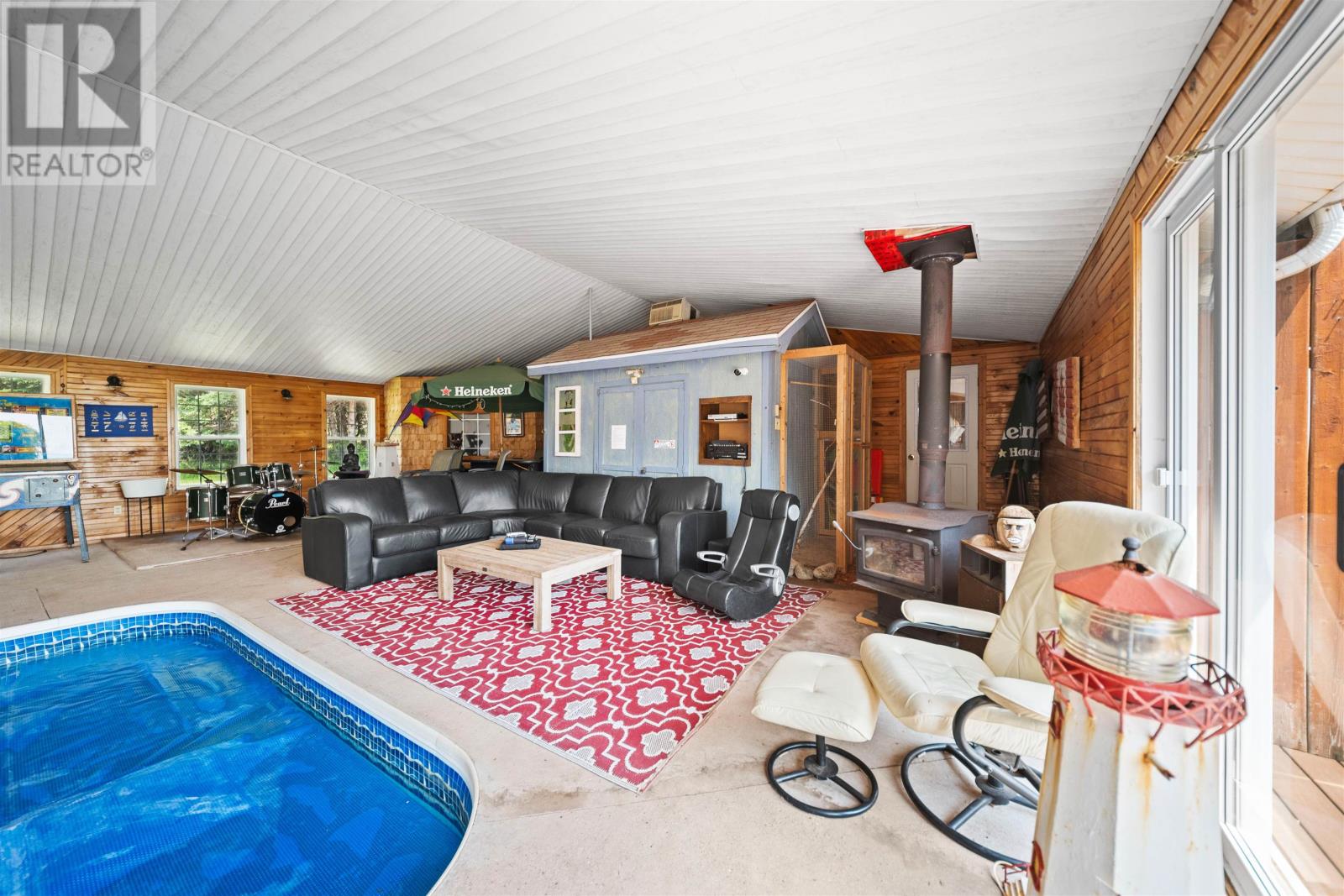 122 Travalot Drive Property Photo 44