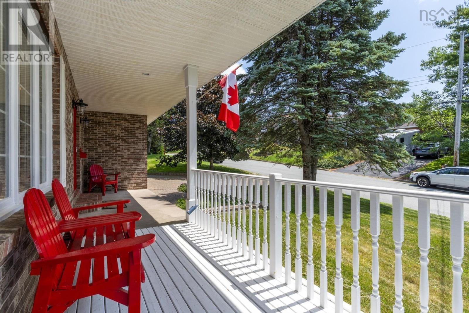 85 Brentwood Drive Property Photo 4