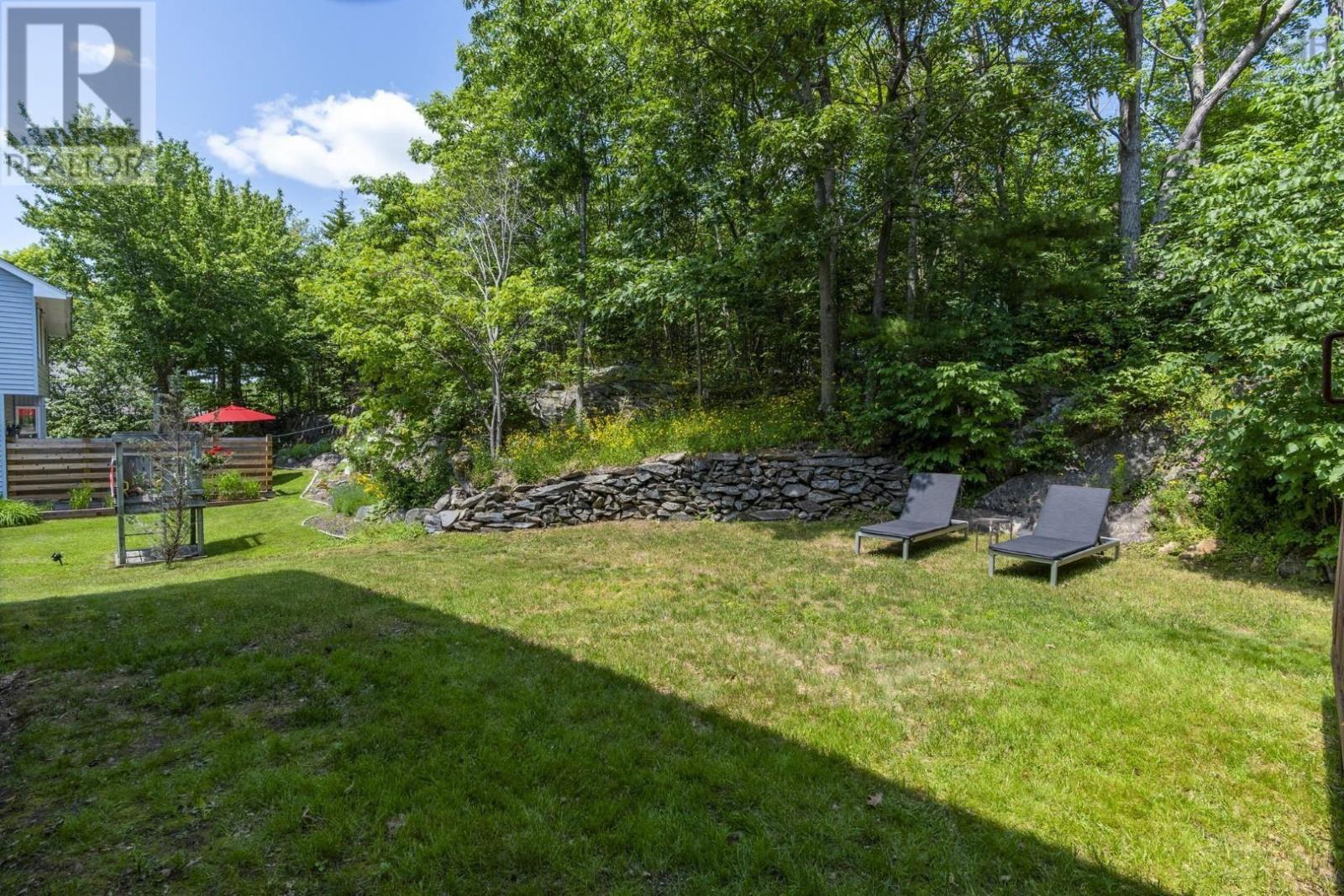 85 Brentwood Drive Property Photo 40