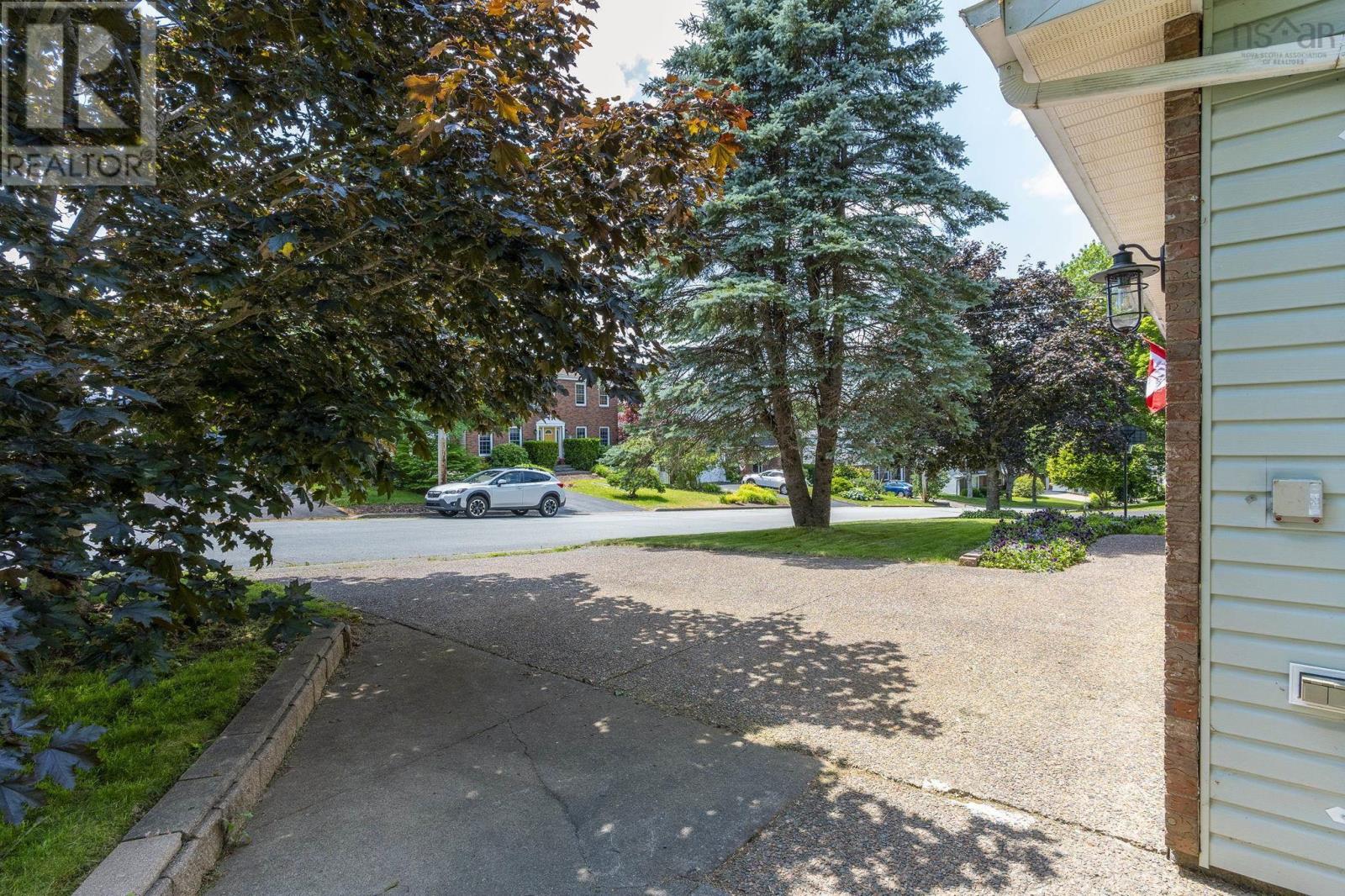 85 Brentwood Drive Property Photo 43