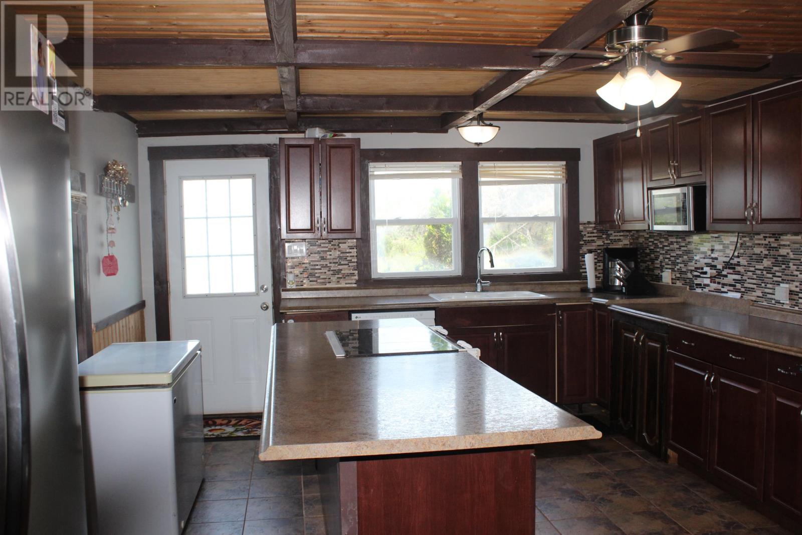 92 O'brien's Lane Property Photo 4