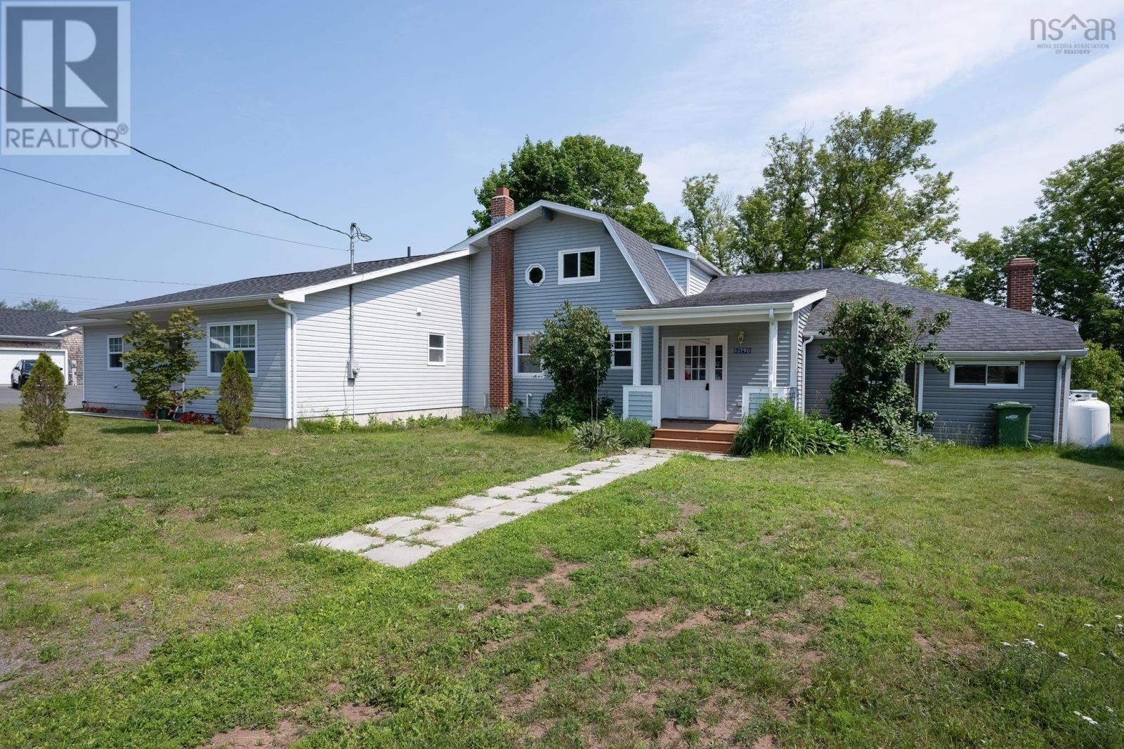 10790 &10792 Pier Road Property Photo 1