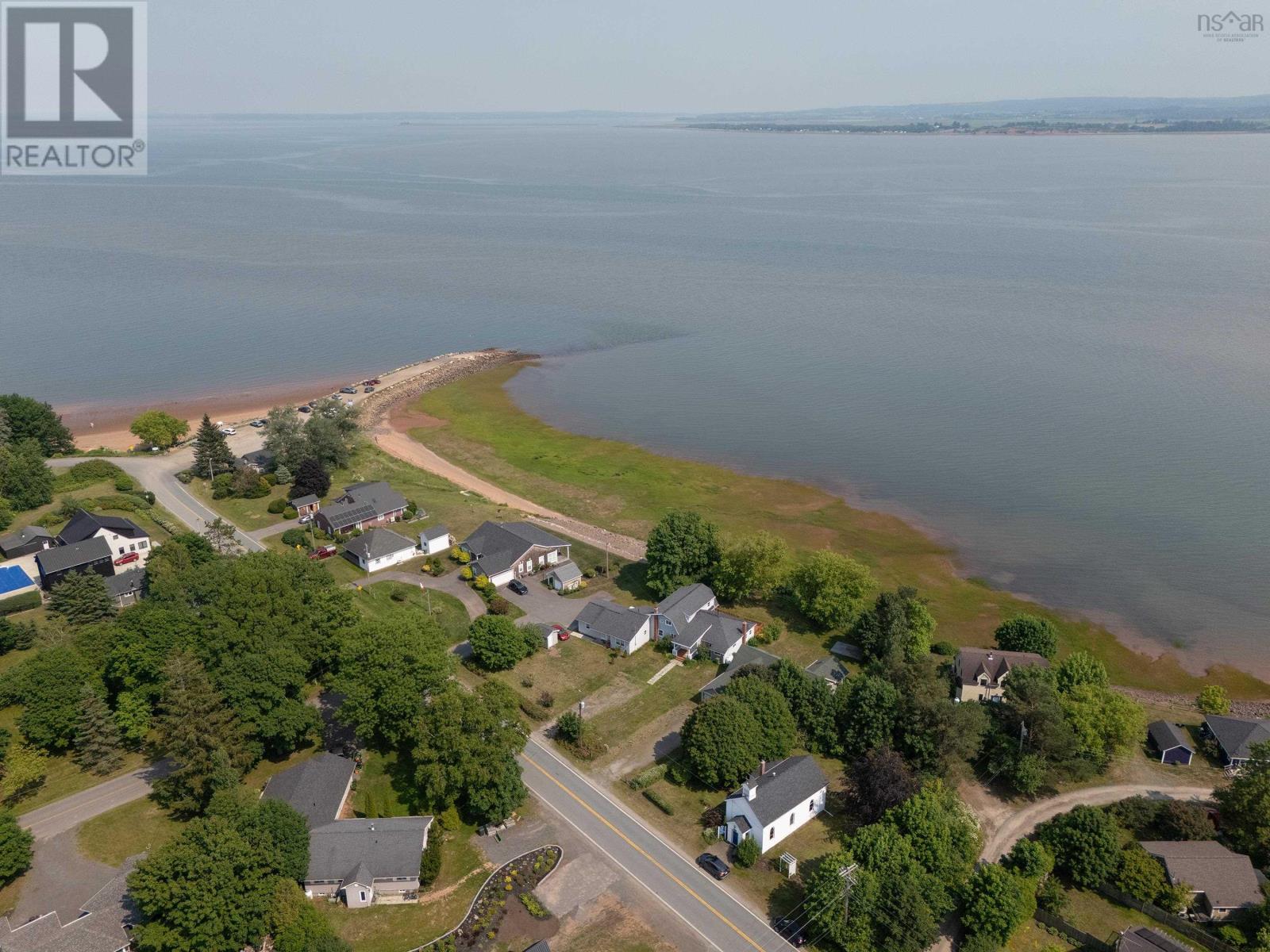 10790 & 10792 Pier Road Property Photo 9