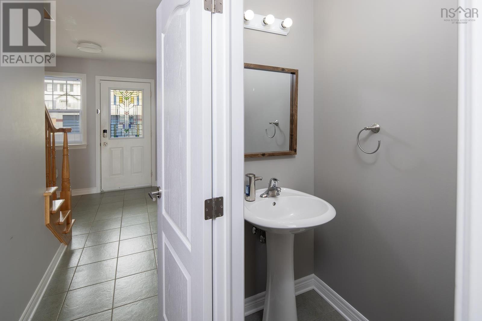 3836 Memorial Drive Property Photo 4