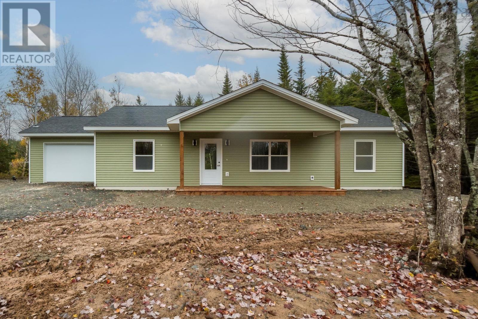 64 Explorer Loop Property Photo 30