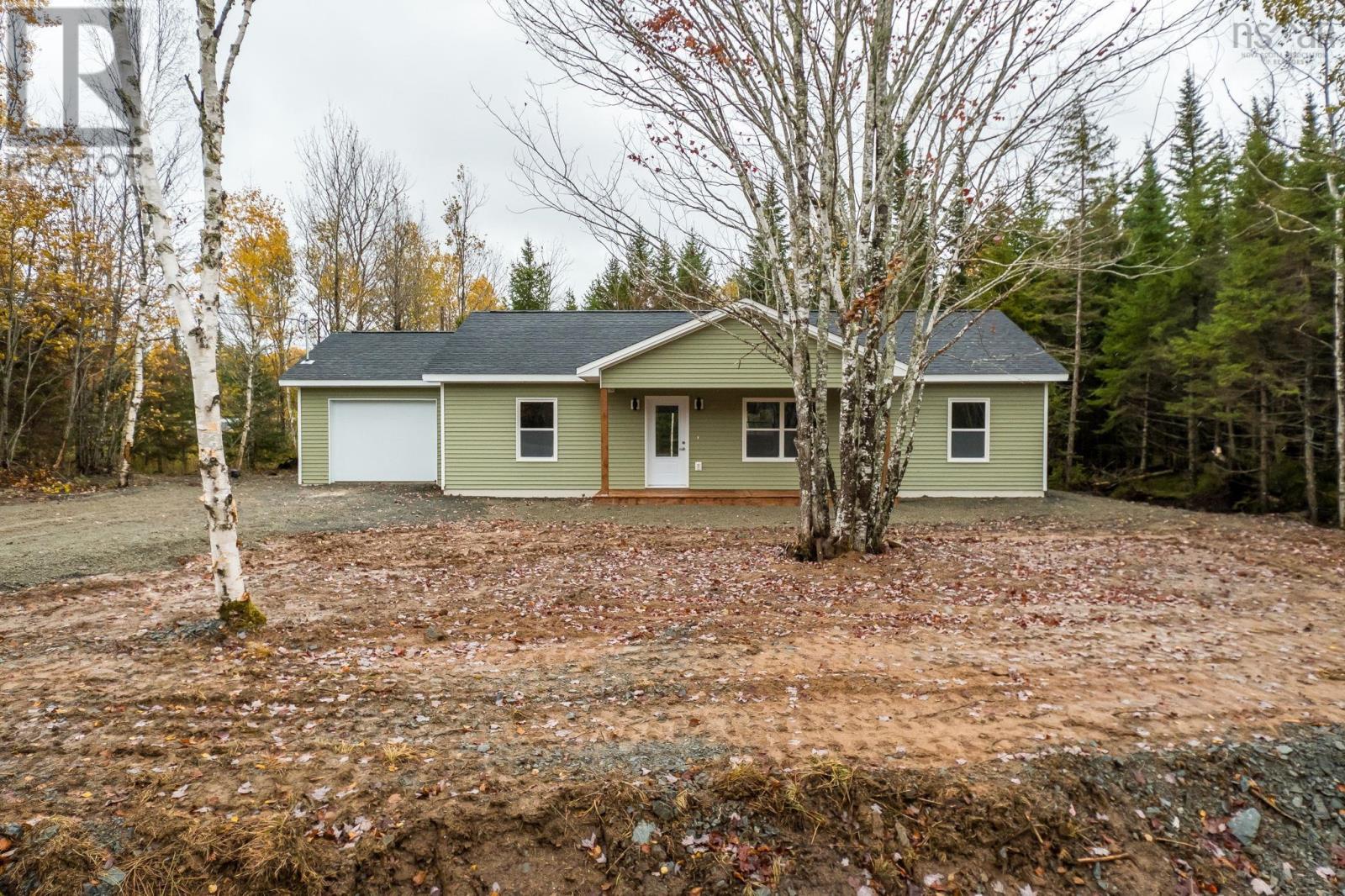 64 Explorer Loop Property Photo 31