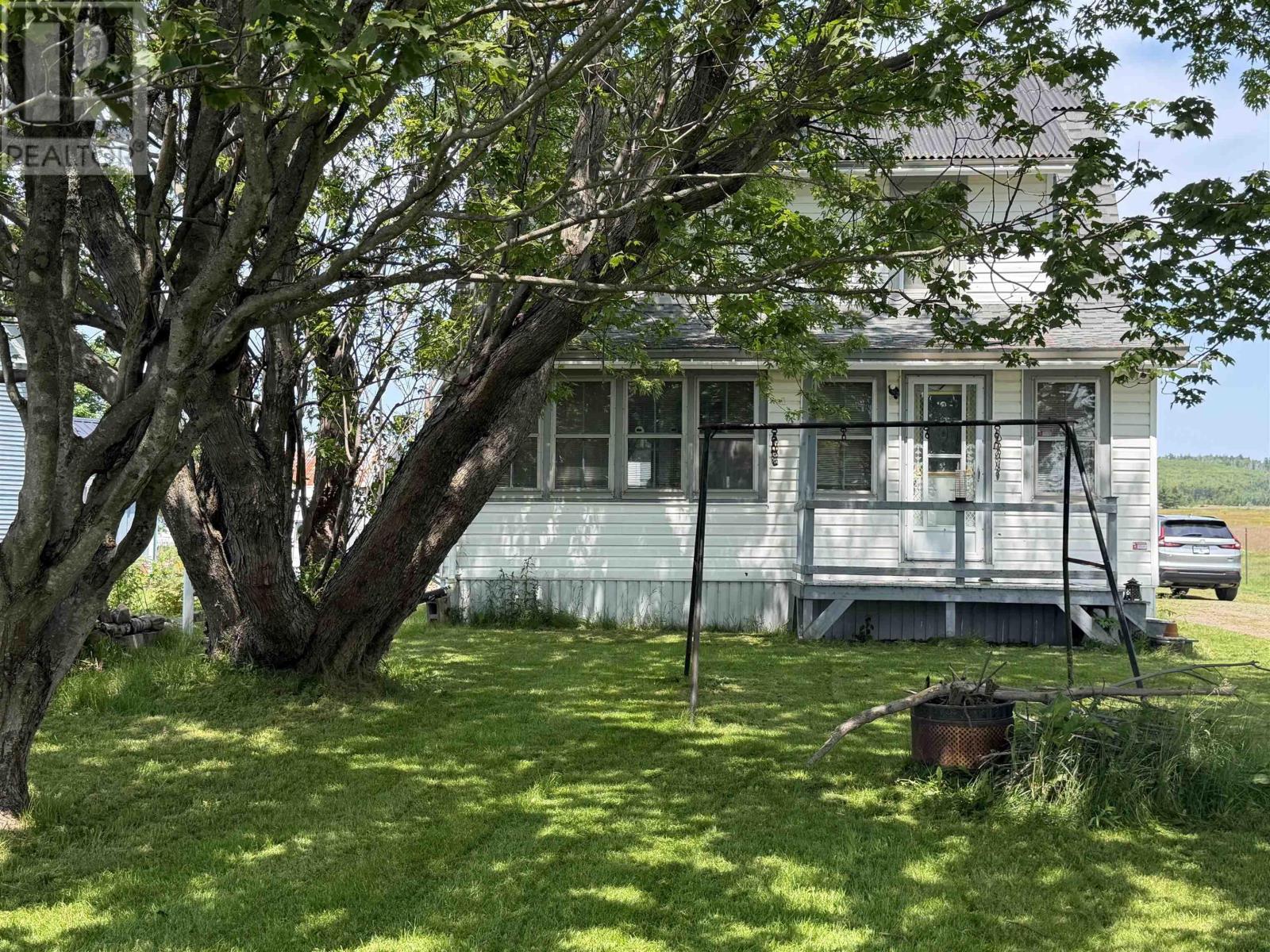 3643 Highway 209 Property Photo 2
