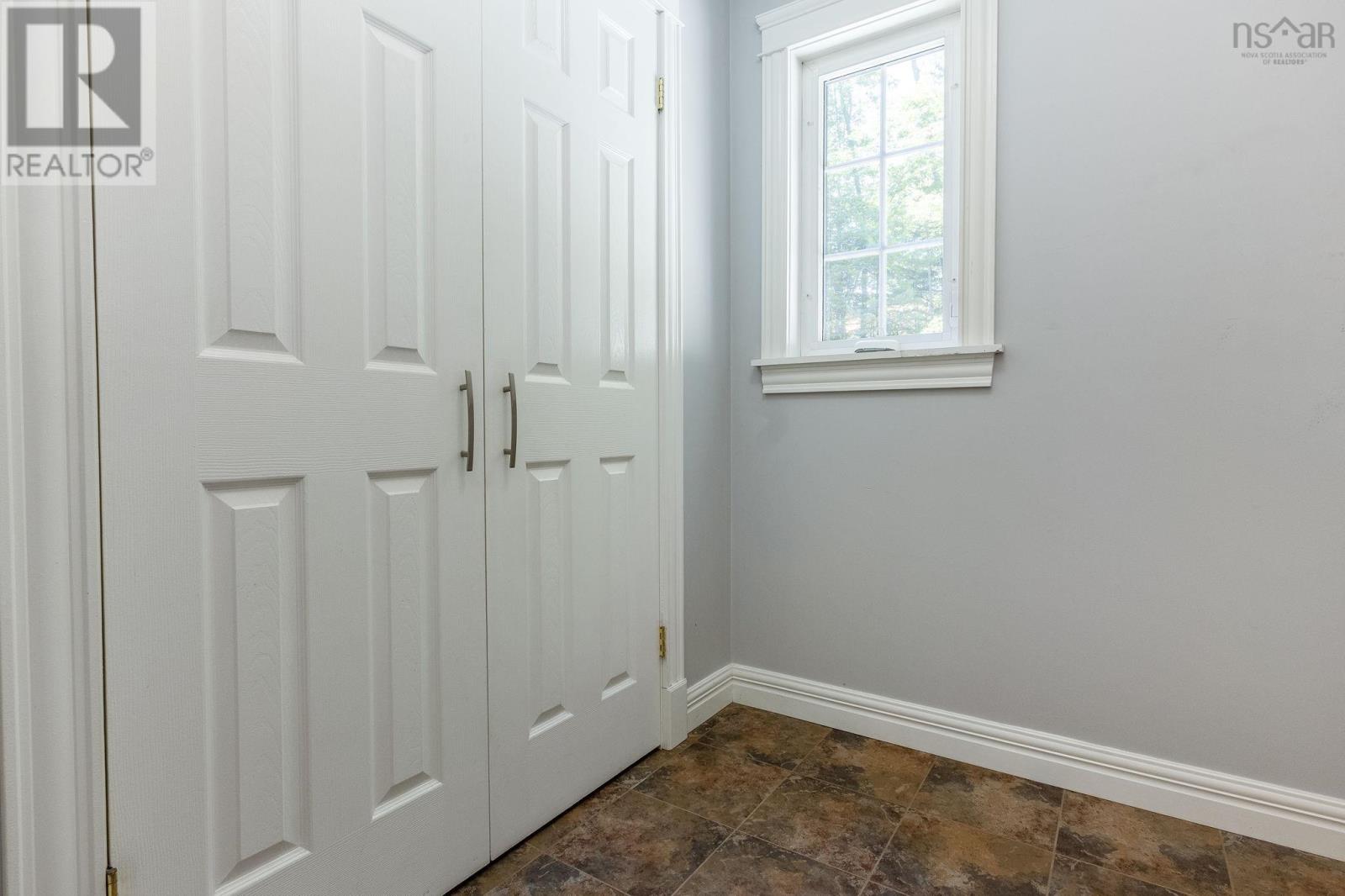 2948 Borden Street Property Photo 4