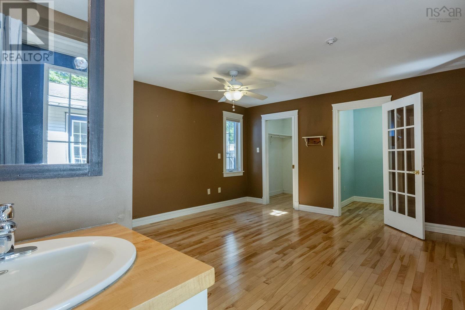 2948 Borden Street Property Photo 24