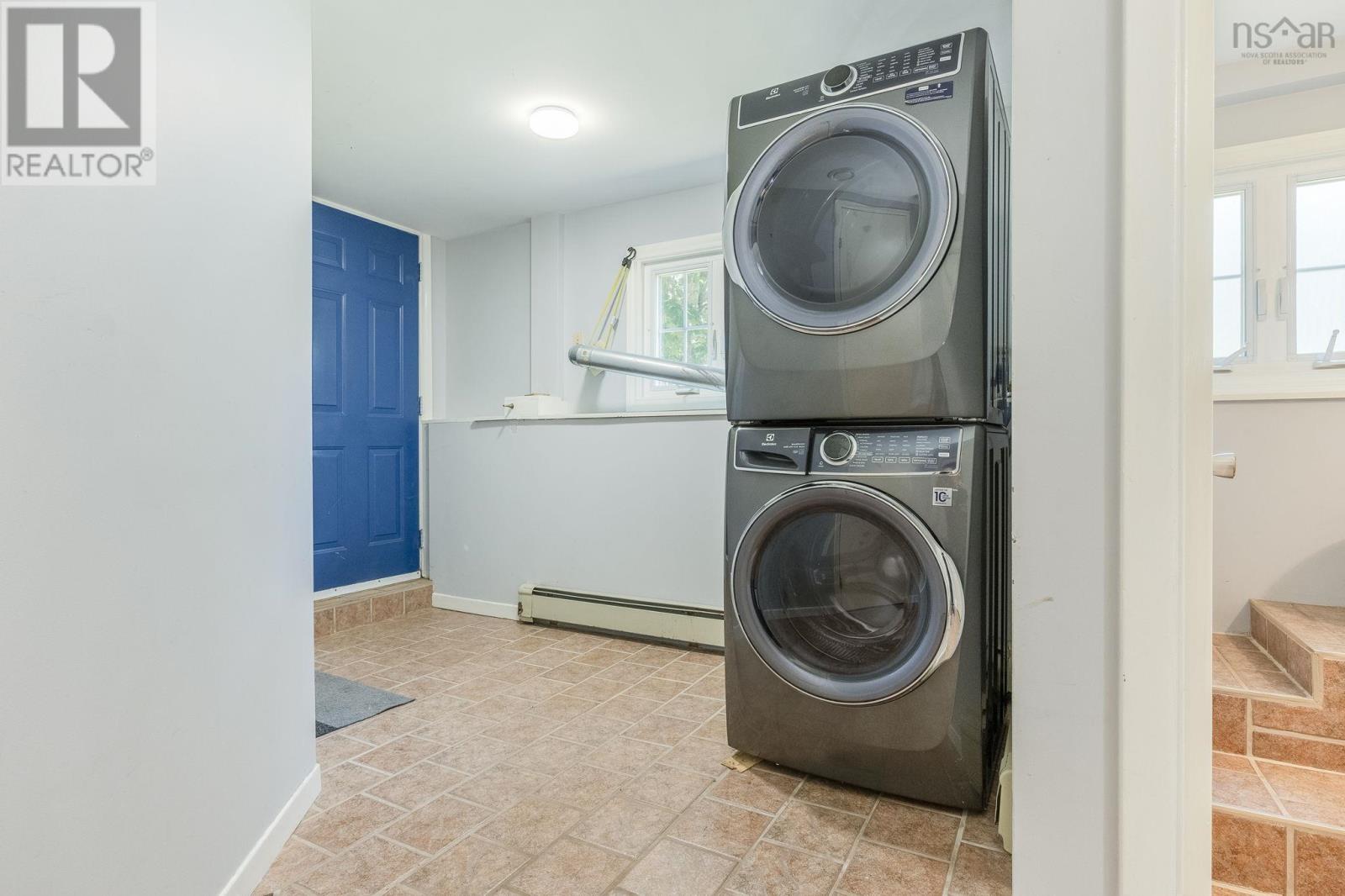 2948 Borden Street Property Photo 37