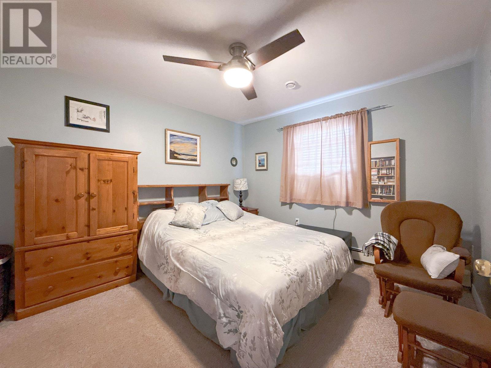 18 33 Glen Stewart Drive Property Photo 9
