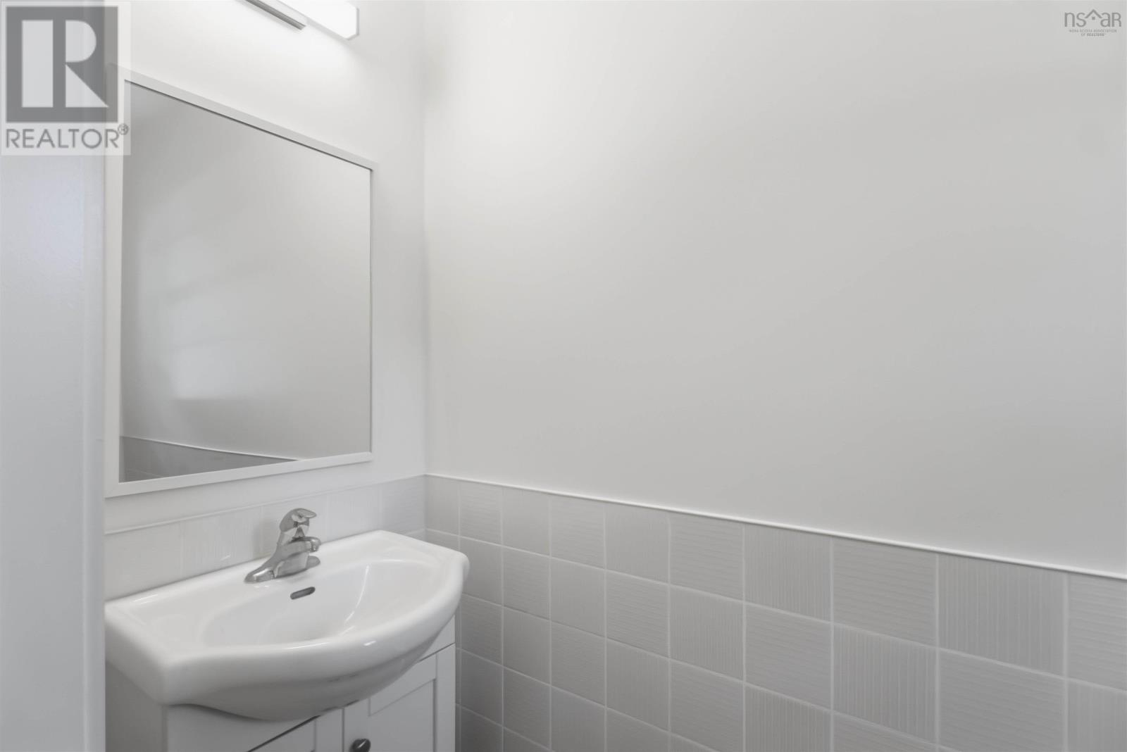 488 Bill Street Property Photo 11