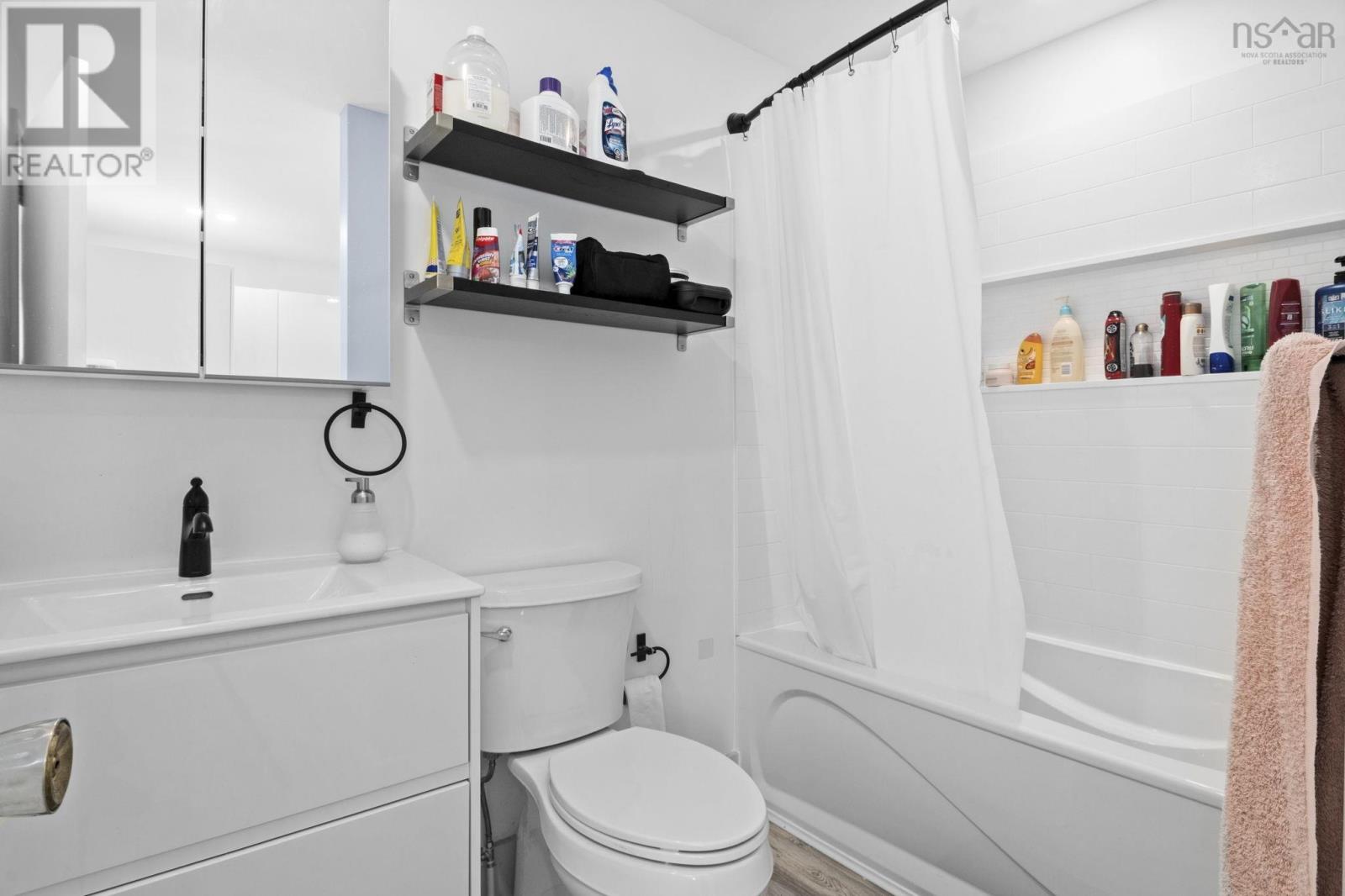 22 Northcliffe Lane Property Photo 22