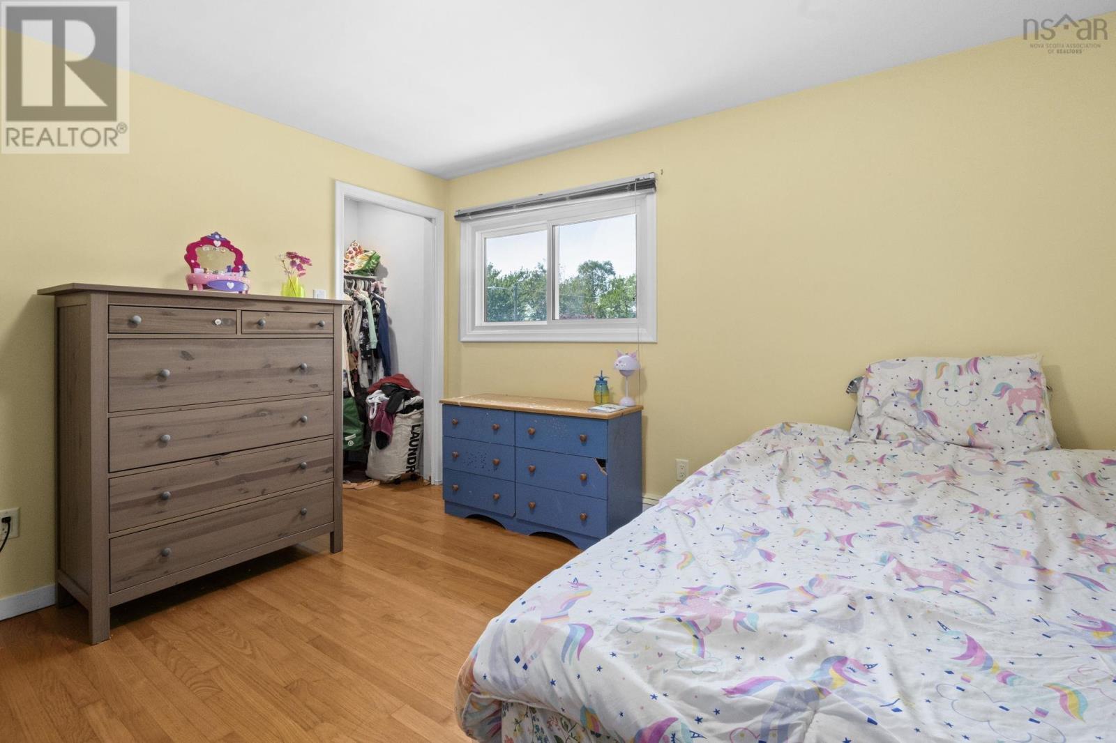 22 Northcliffe Lane Property Photo 24