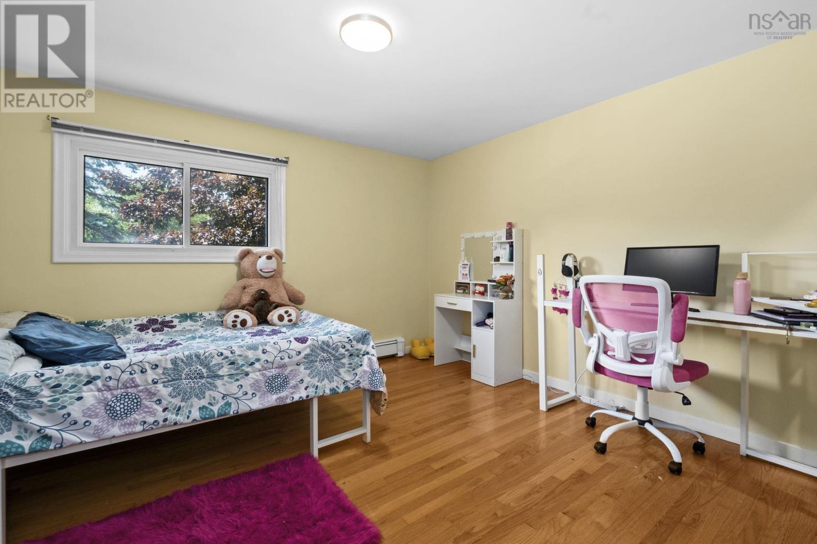 22 Northcliffe Lane Property Photo 29