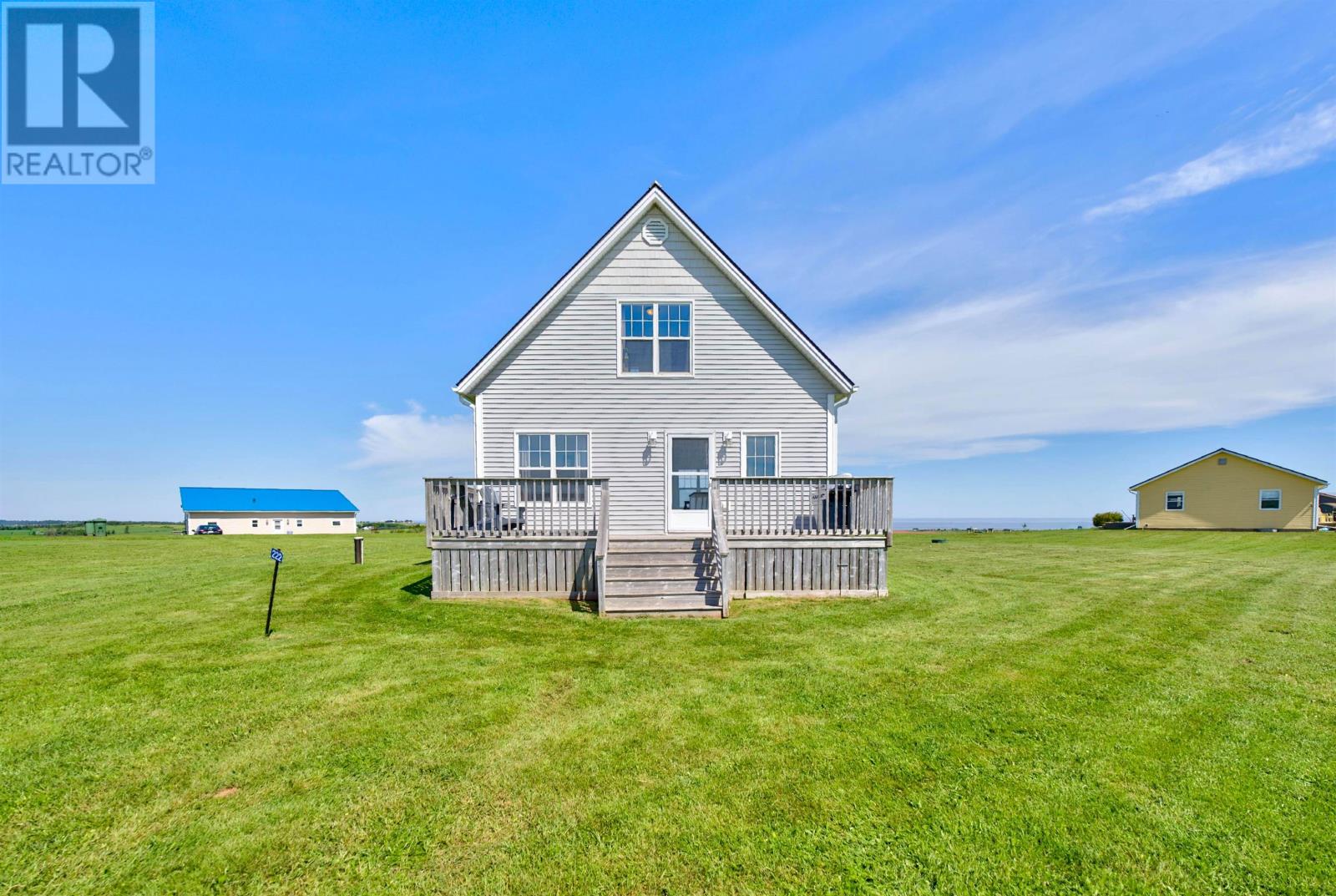 222 Camelot Property Photo 4