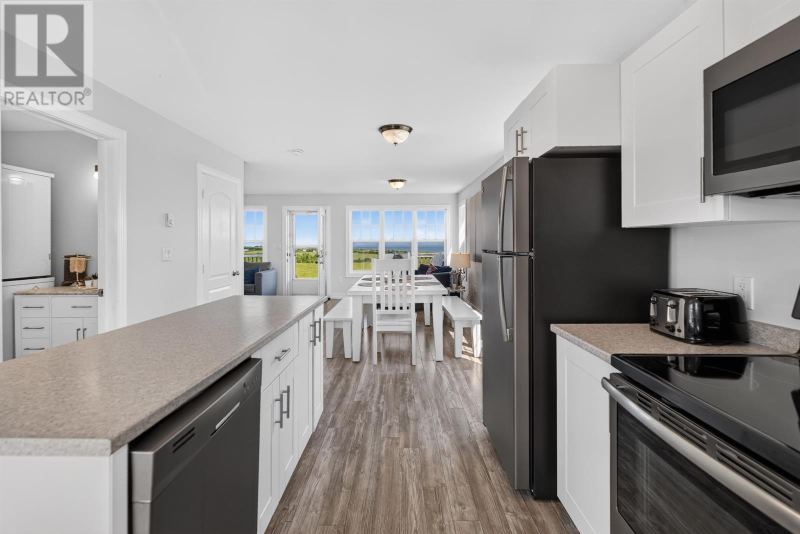 222 Camelot Property Photo 11