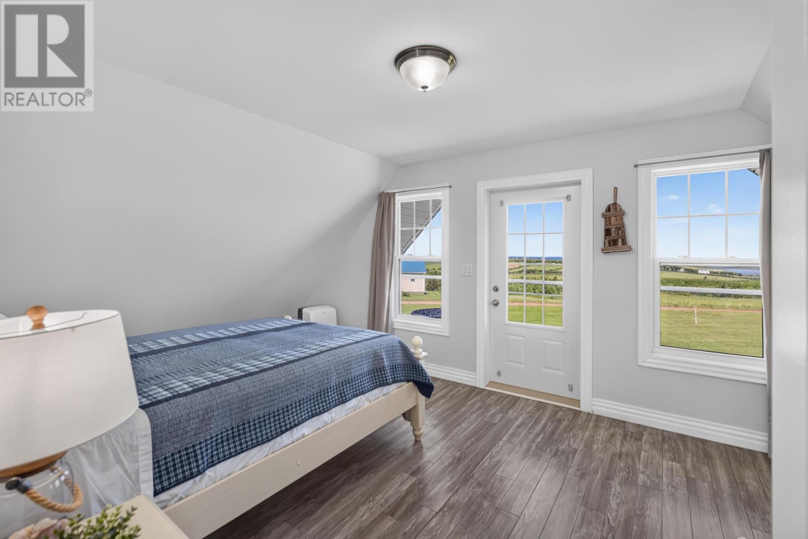 222 Camelot Property Photo 23