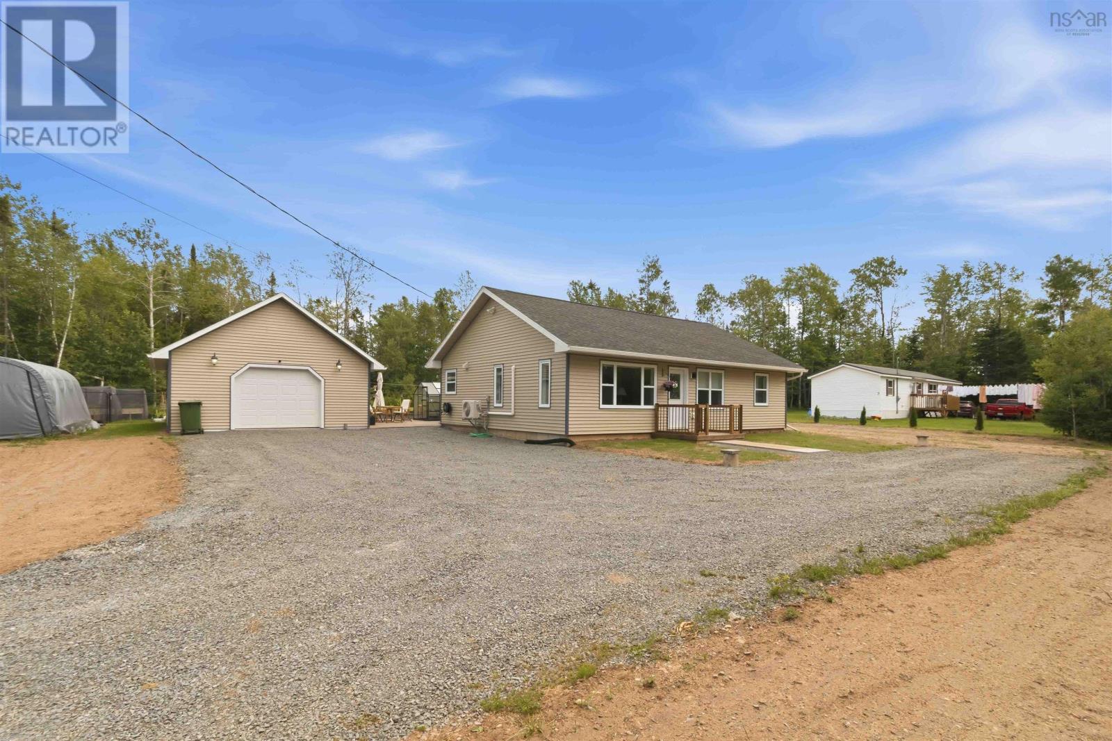 19 Robyn Drive