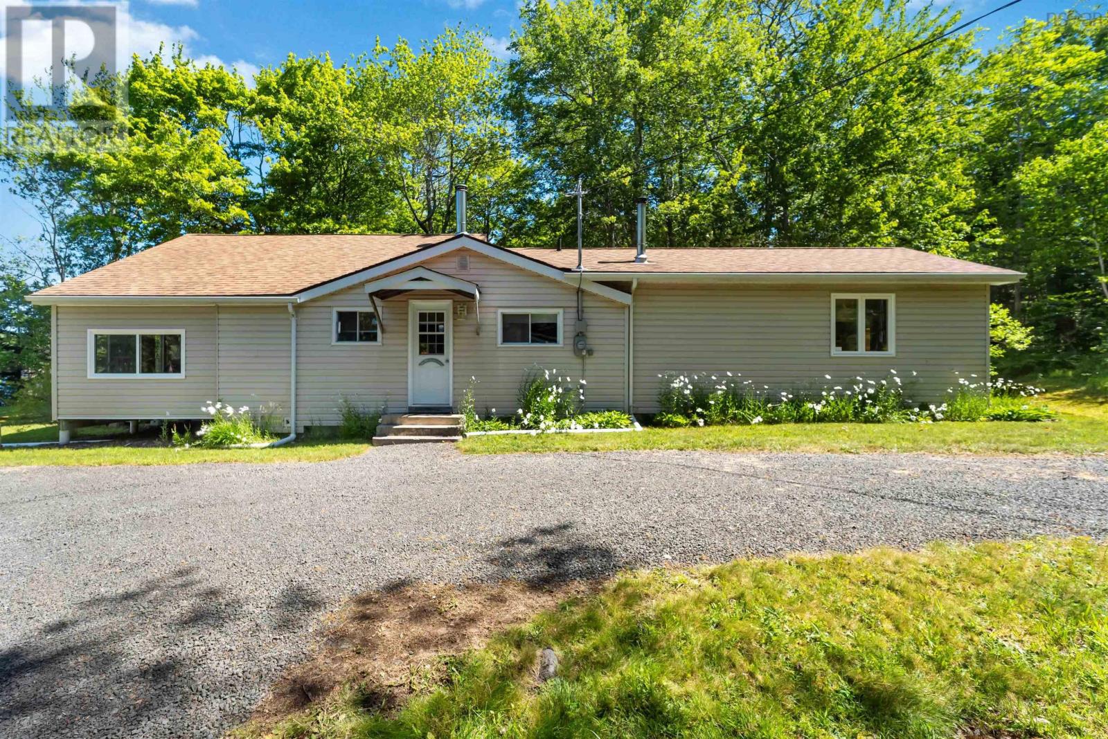 3021 Sissiboo Road Property Photo 3