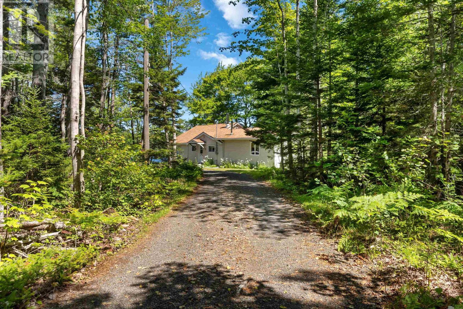 3021 Sissiboo Road Property Photo 5