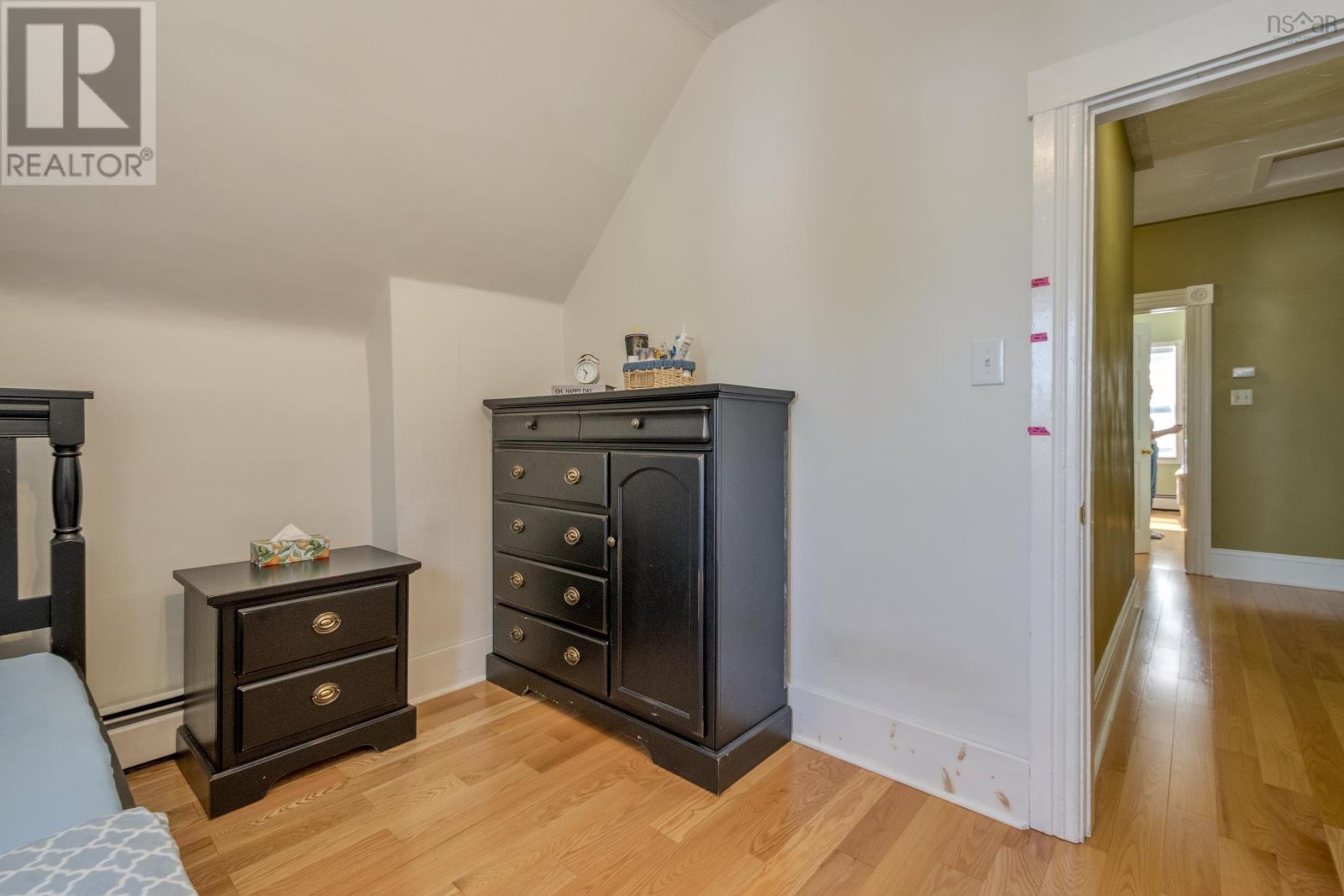 453 Pleasant Street Property Photo 30