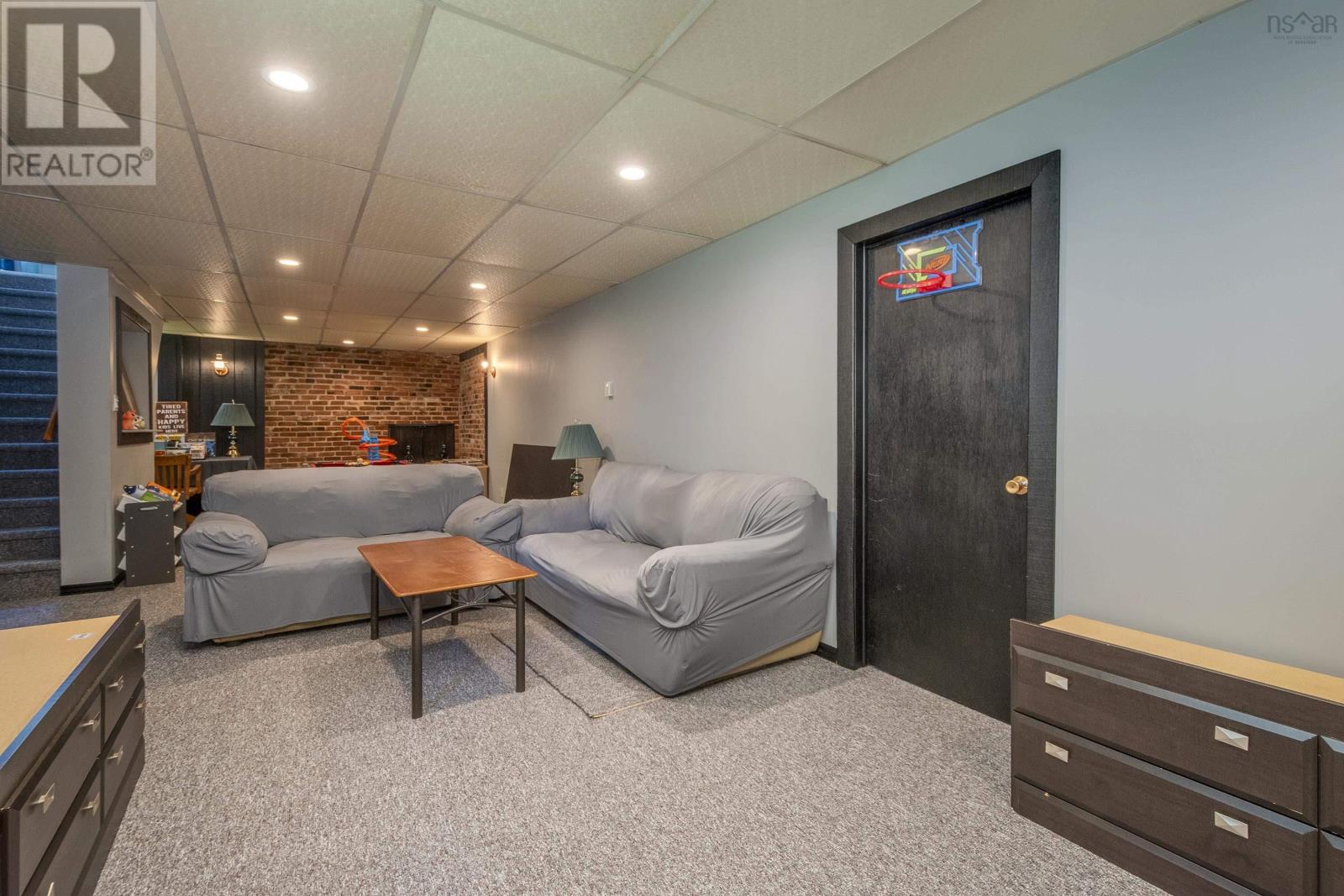 453 Pleasant Street Property Photo 43