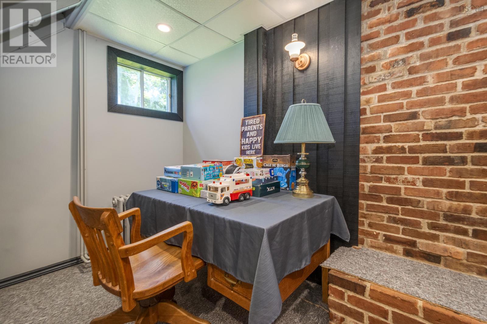 453 Pleasant Street Property Photo 44