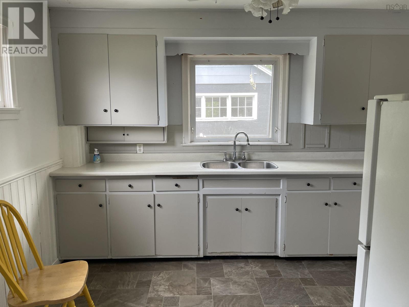 63 Sutherland Street Property Photo 10