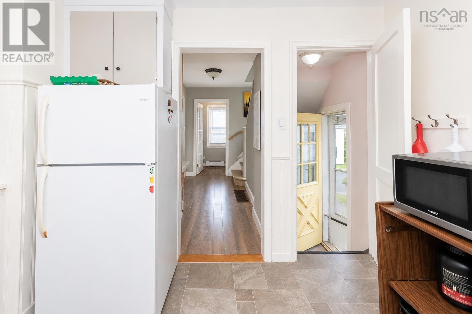 63 Sutherland Street Property Photo 12