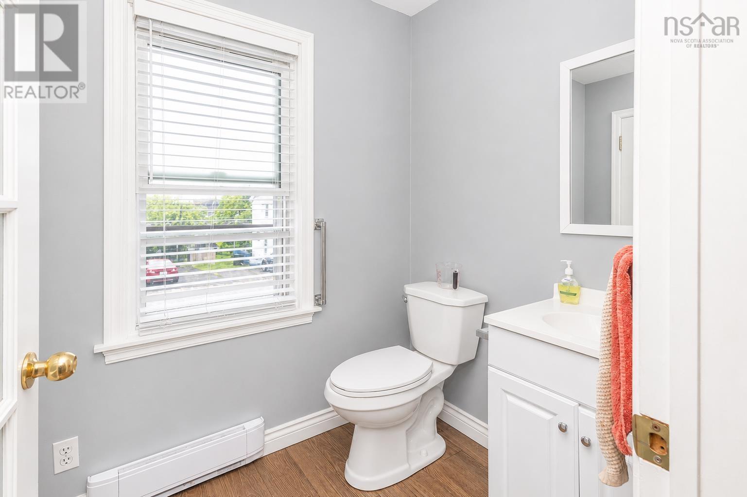 63 Sutherland Street Property Photo 18