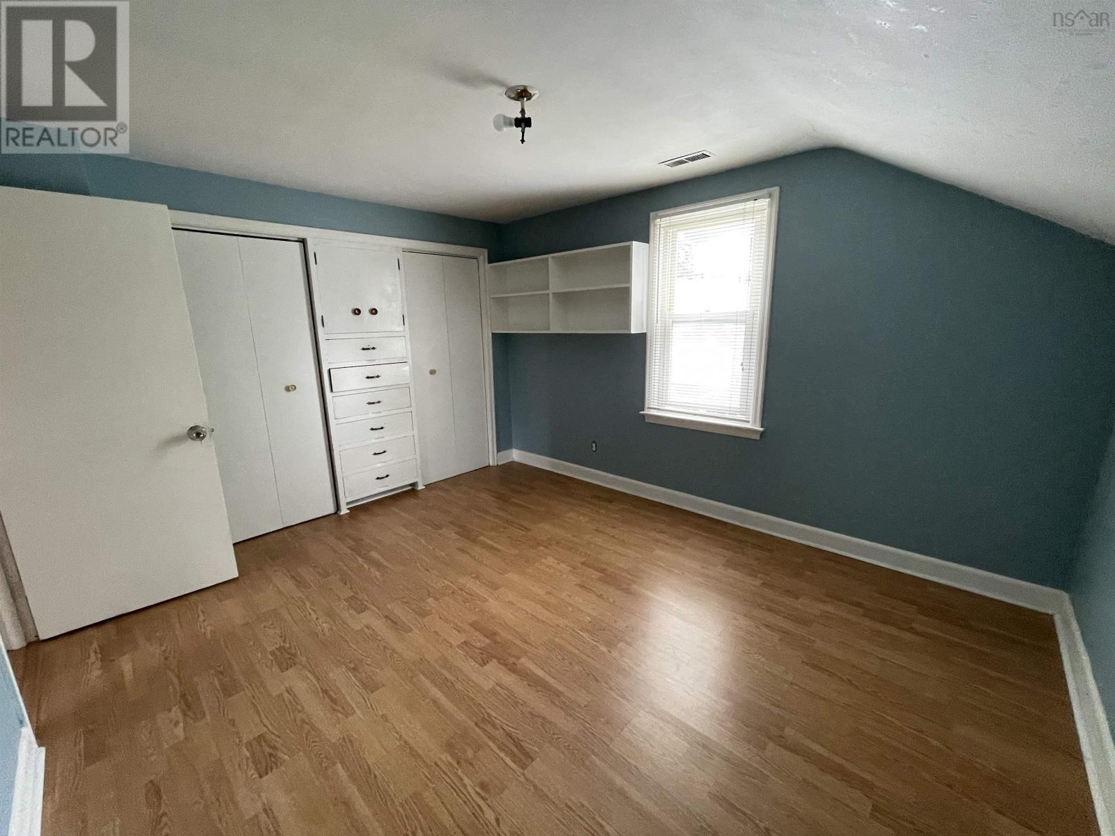 63 Sutherland Street Property Photo 21