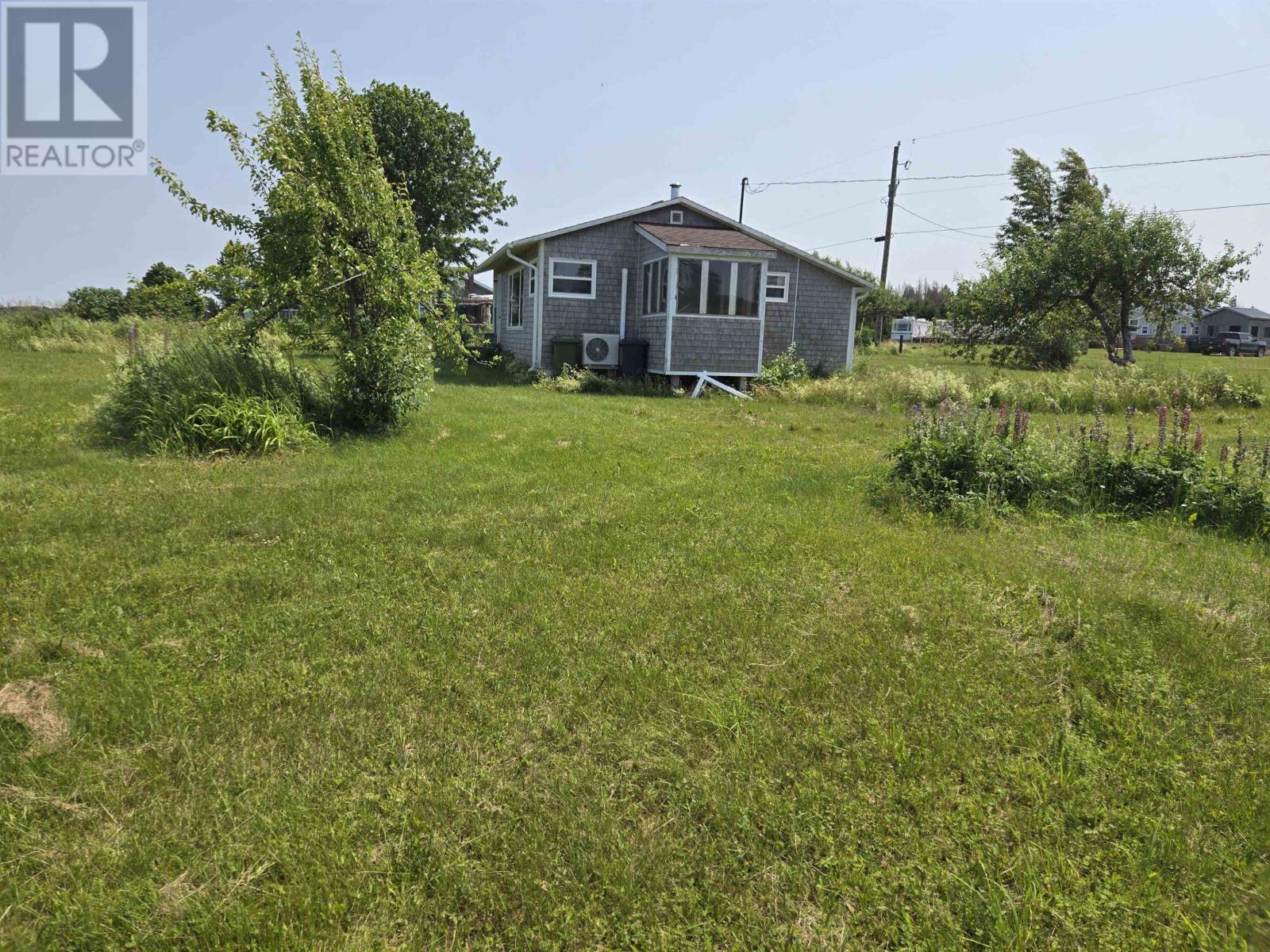 44 Summer Village Road Property Photo 3