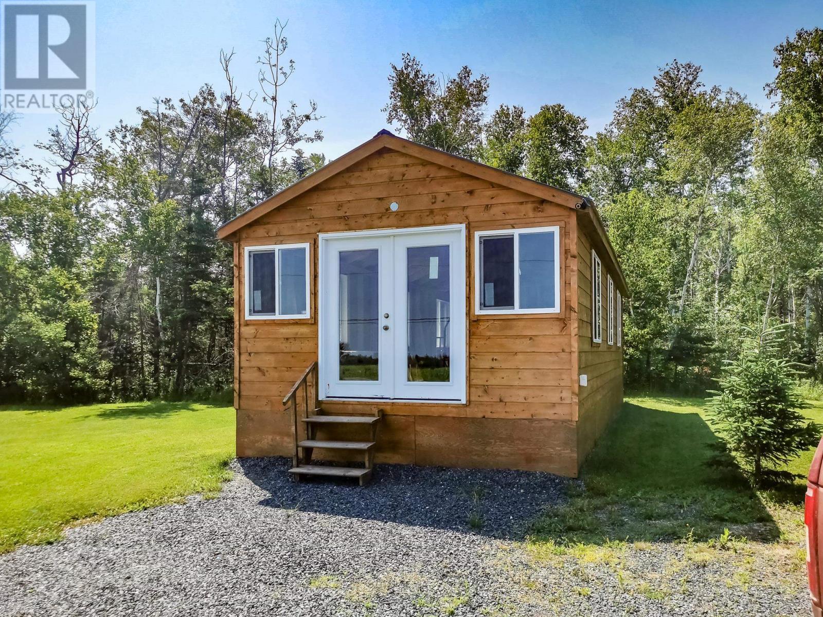 4906 Trans Canada Highway Property Photo 3