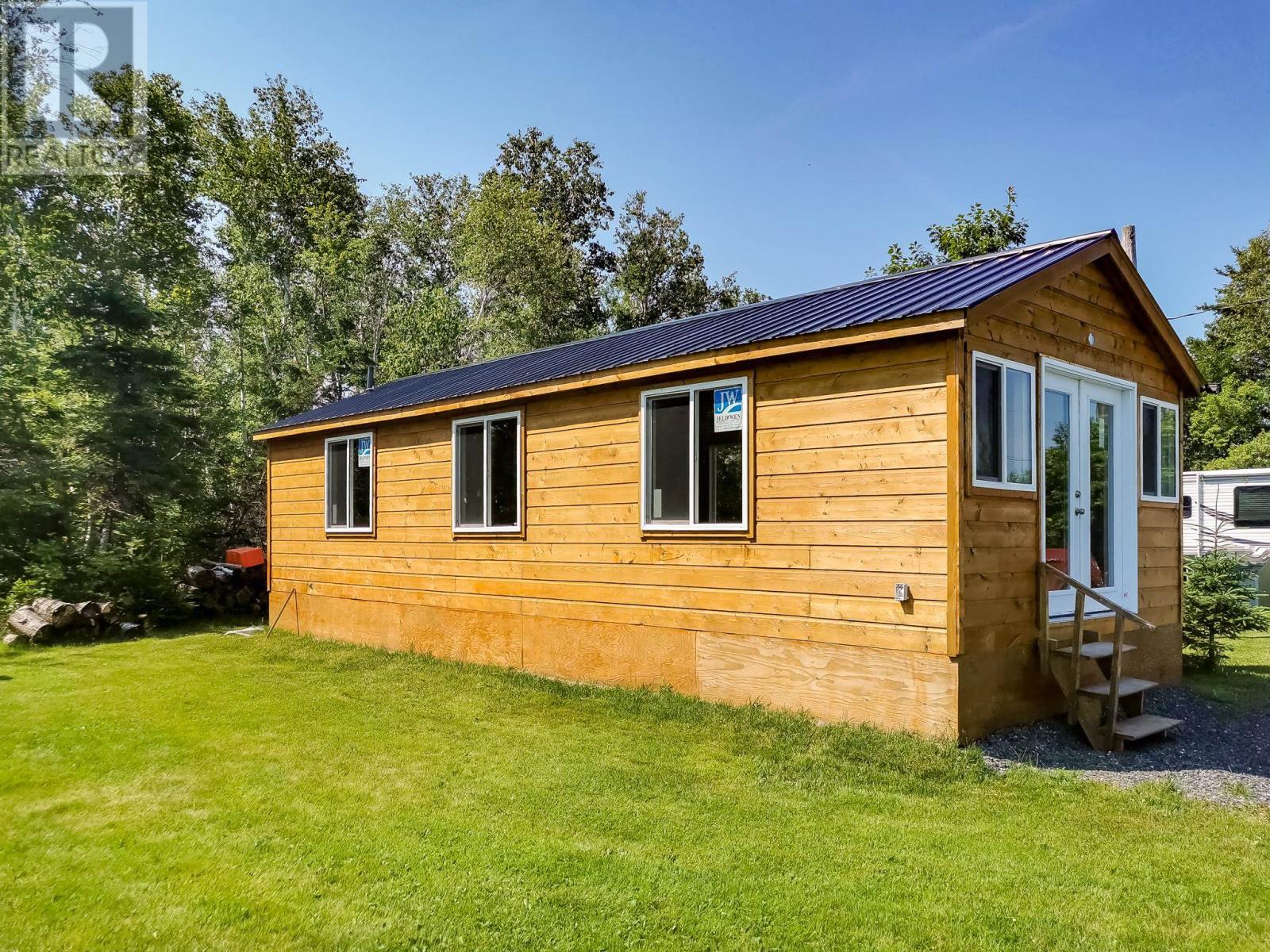 4906 Trans Canada Highway Property Photo 4