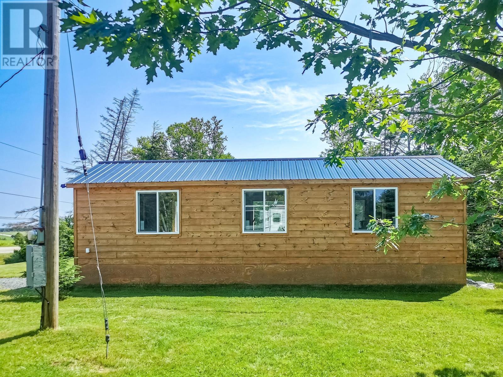 4906 Trans Canada Highway Property Photo 5