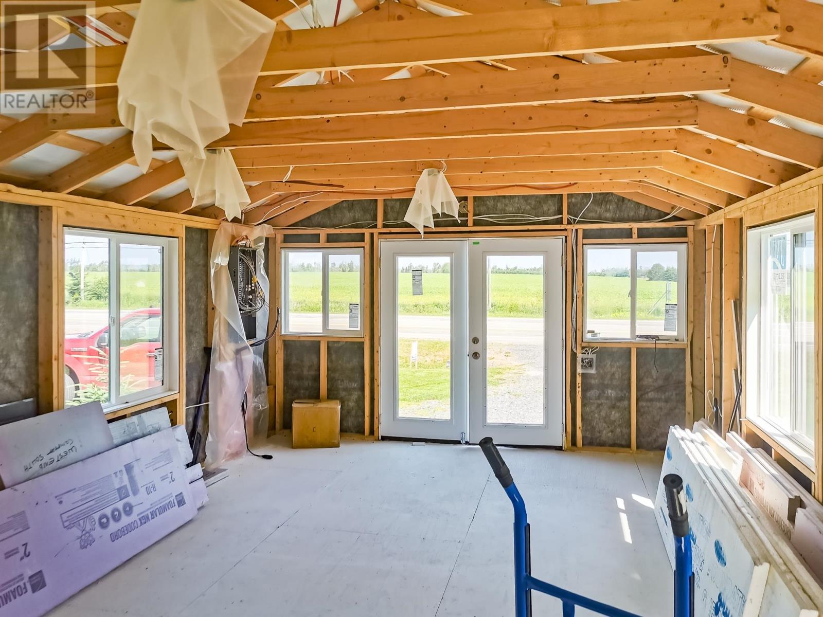 4906 Trans Canada Highway Property Photo 6