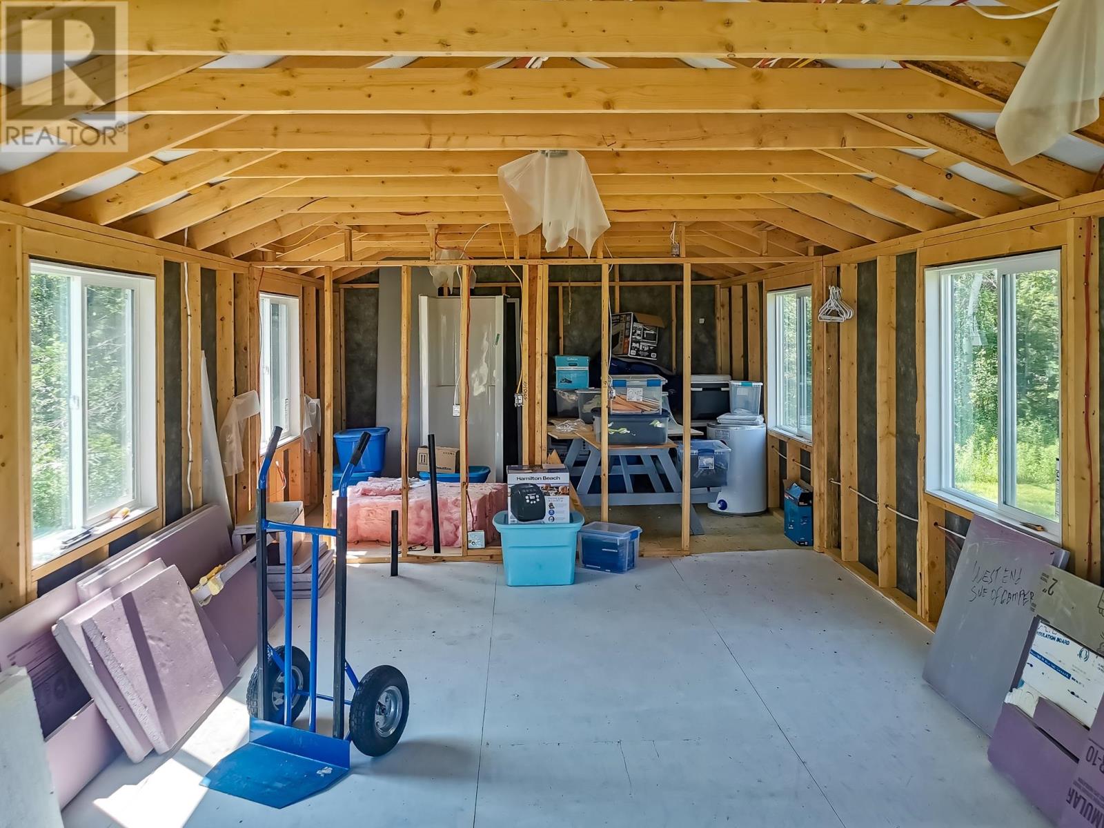 4906 Trans Canada Highway Property Photo 7